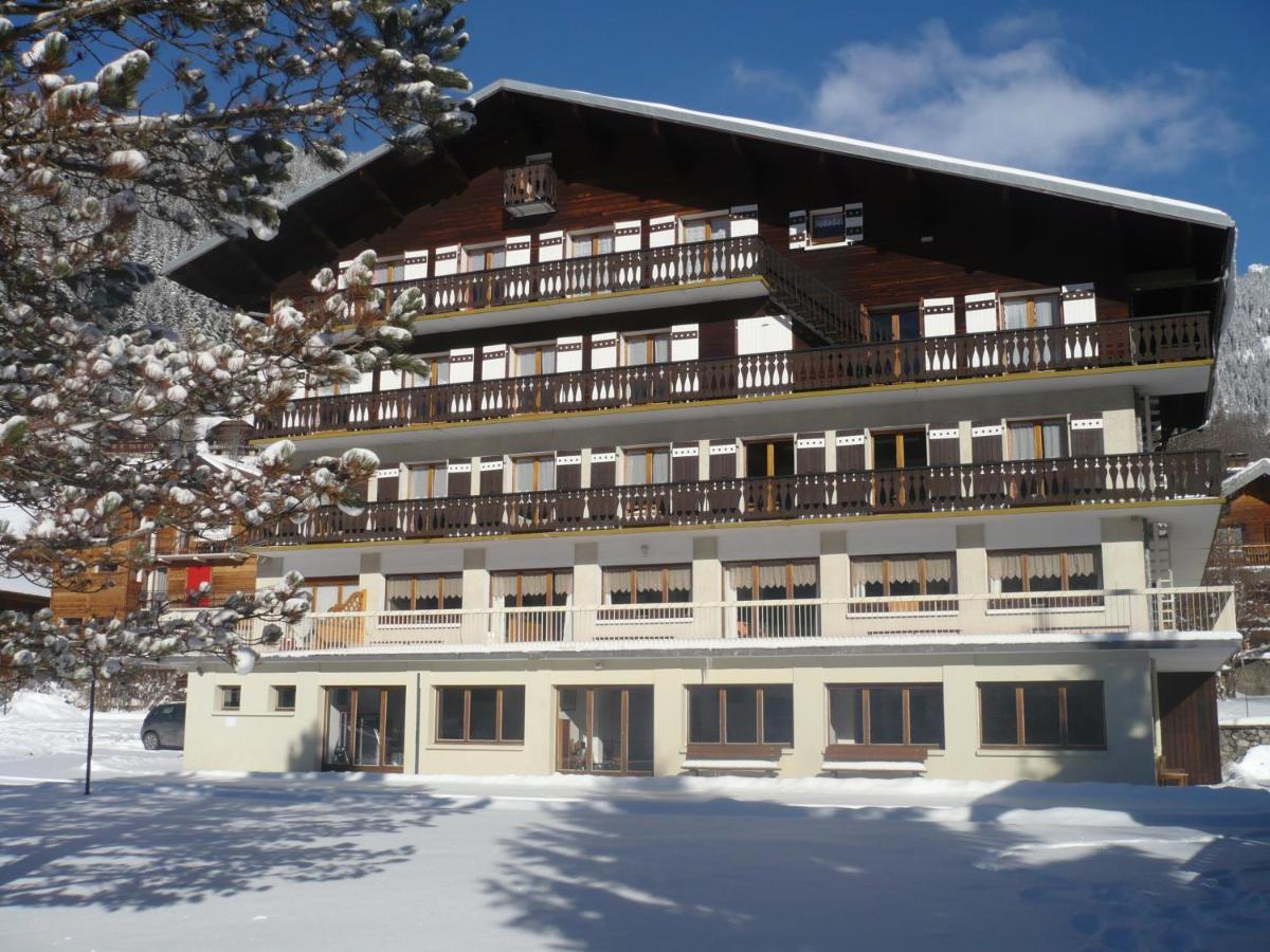 Bed and Breakfast Cent Cristaux Abondance Exterior foto